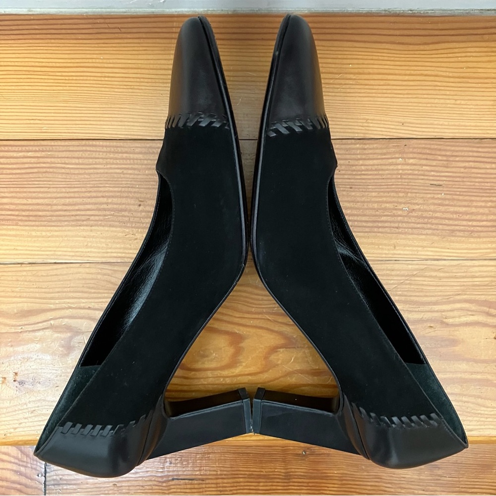 St. John Black Cap Toe Suede & Leather Heels Shoes Italy Designer 8.5 AA Narrow - Picture 7 of 13